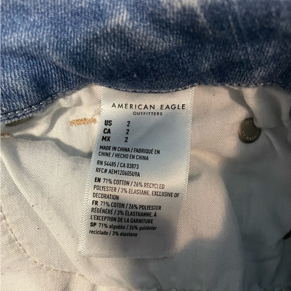 American Eagle denim shorts size 2 - Picture 3 of 5